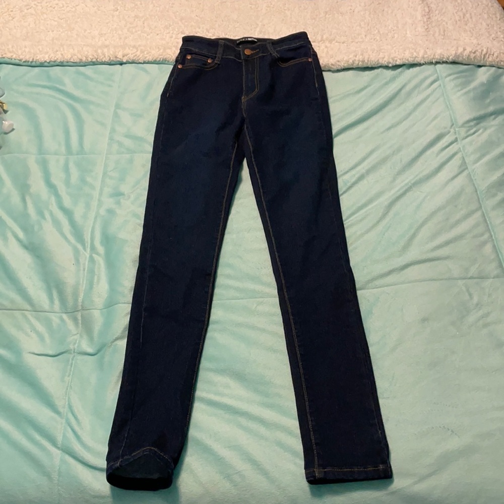 dark blue jeans, very stretchy